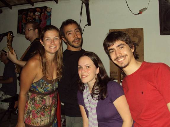 Com o Leo e a Karen na night de Itaúnas - ES